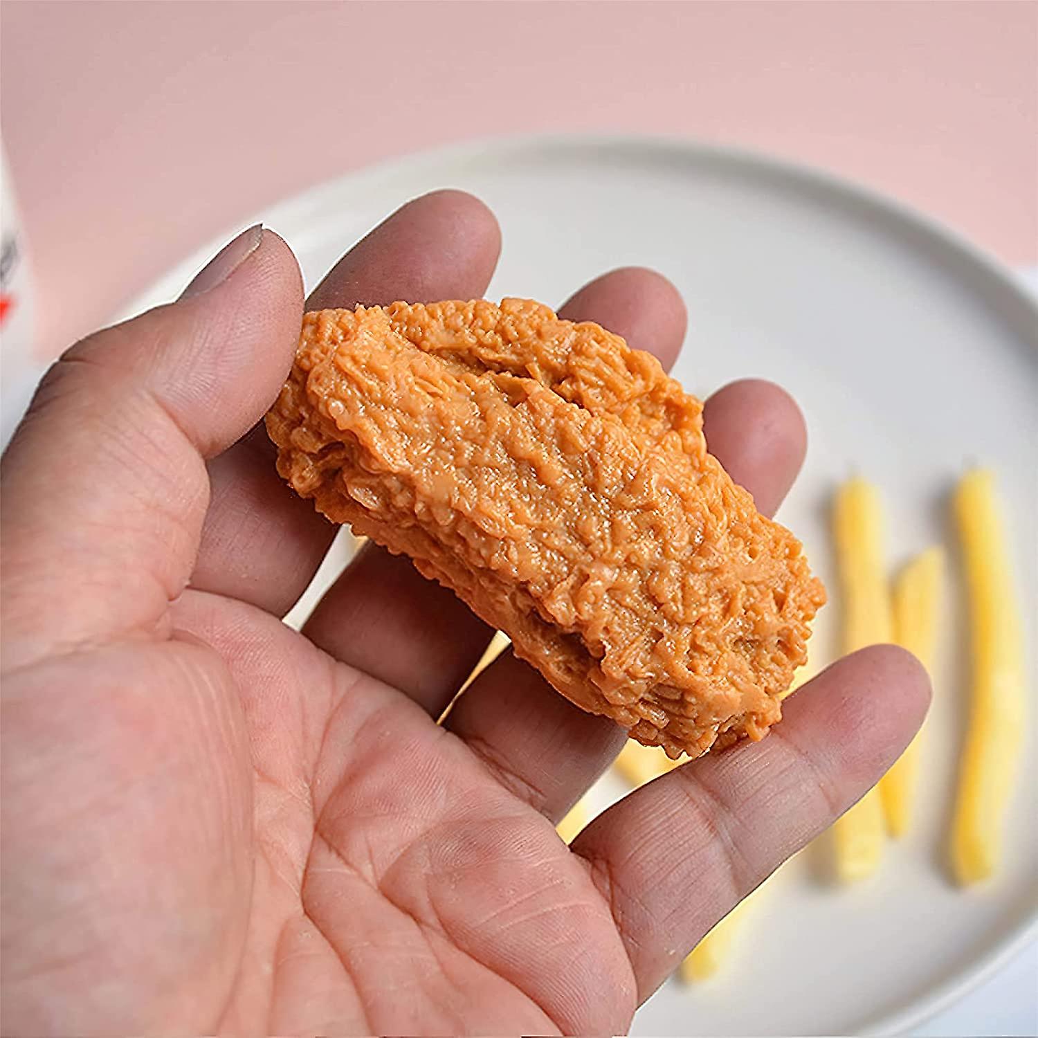 Simulation Fake Fried Chicken Keychain – Cute PVC Food Toy, Bag Charm, Prank Gift, Yellow Nugget