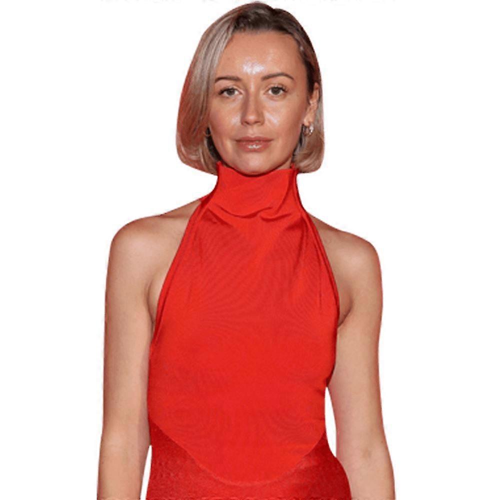 Nataly Osmann (rotes Kleid) Halbkörper-Buddy-Ausschnitt