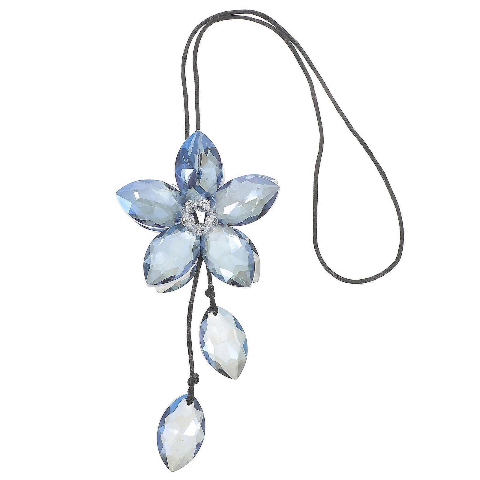 Snowflake Car Hanging Pendant Stylish Rearview Mirror Accessory for Interior Decoration, Eye Catching Design, Easy Installation, Unique Shape Adds