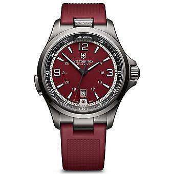 Victorinox Night Vision Swiss Quartz analoge man horloge met V241717 rubber armband