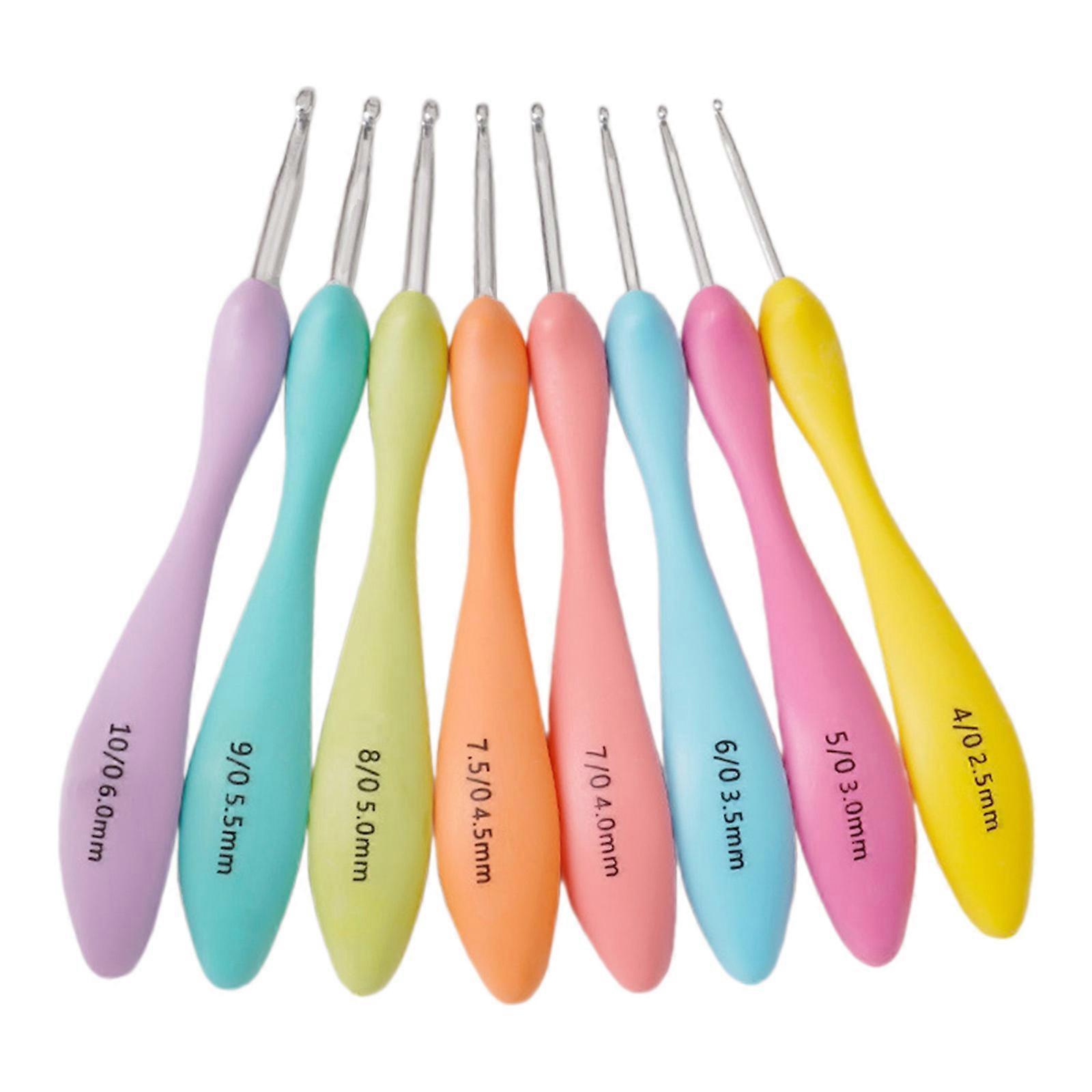 8 قطع خطافات الكروشيه 2.5 مم -6 مم خطافات الكروشيه المريحة بمقبض طويل إبرة خطاف الكروشيه للمبتدئين من ذوي الخبرة الهواة