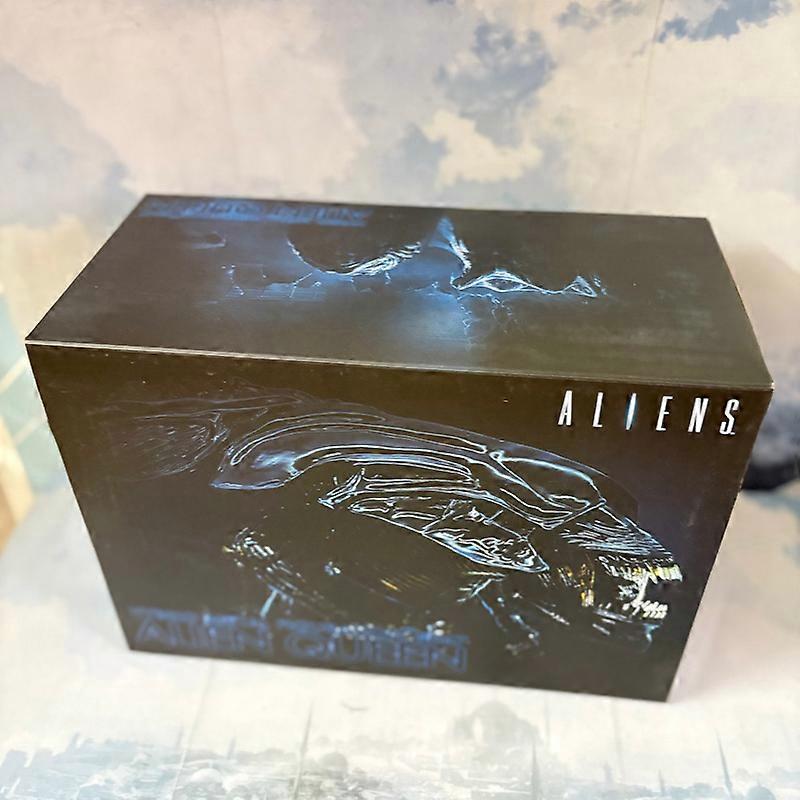 Sci-Fi Alien Queen Figure Hybrid Metal Figuration #047 Alien Queen Action Figure Alien VS Predator Anime Collect Model Toys Gift