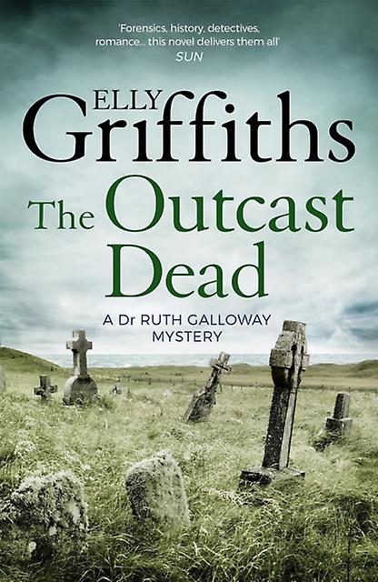 The Outcast Dead di Elly Griffiths Paperback