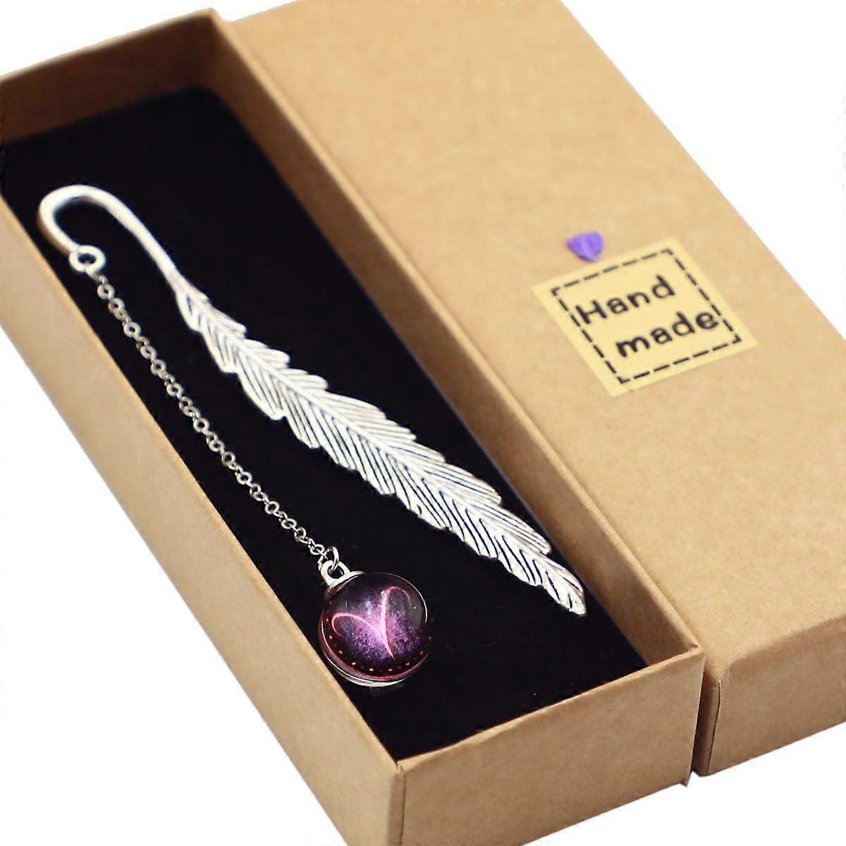 عيد ميلاد كوكبة ريشة معدنية مرجعية ، قلادة مضيئة ، هي هدية عملية وإبداعية للقراء والنساء والأصدقاء والطلاب. (برج الحمل الوردي)