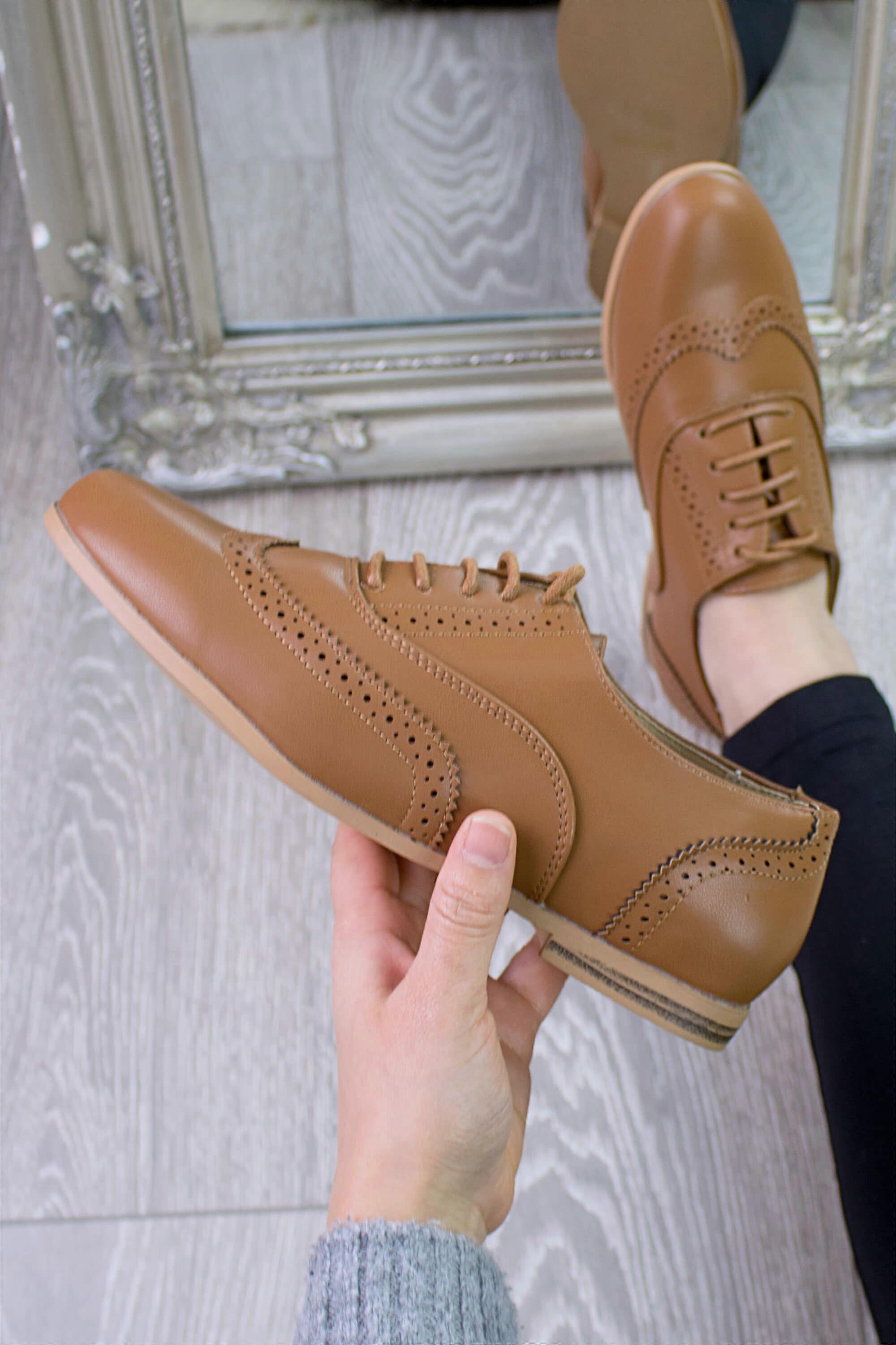 Flat Brogues Lace Up Shoes