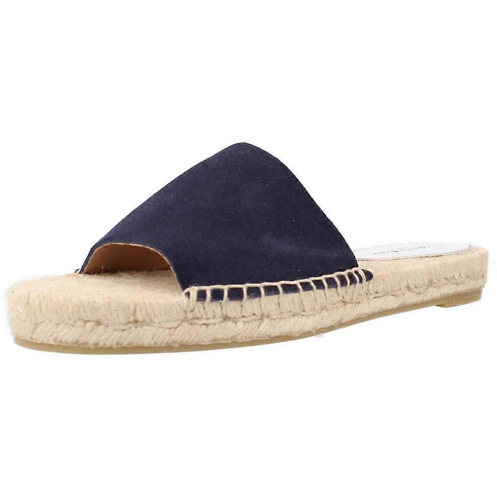 Clara Duran Sandali Costariserrcd