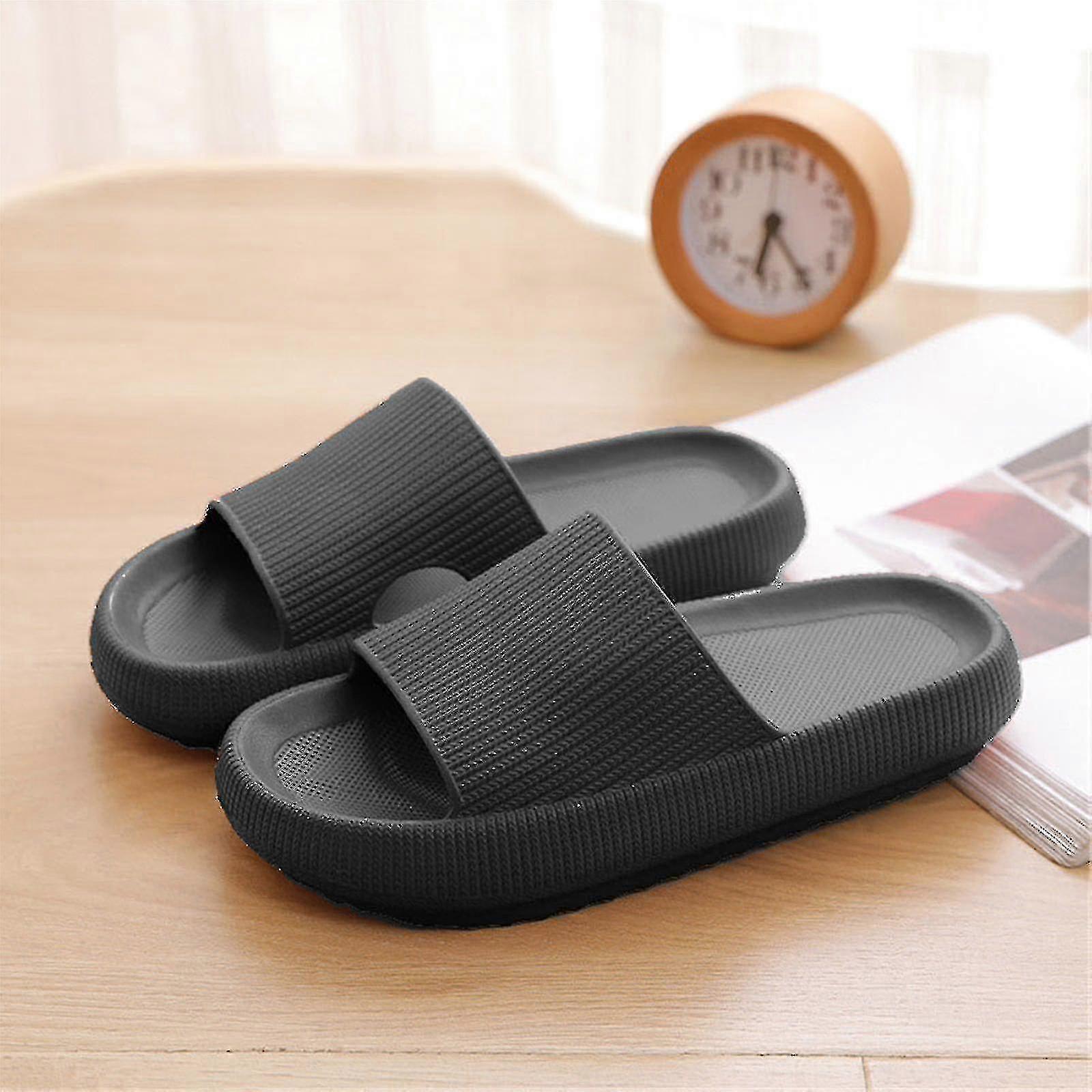Bath Shoes Slippers Bath Cloud Slippers Rubber Non-slip Mules Garden Flip Flops_happyshop