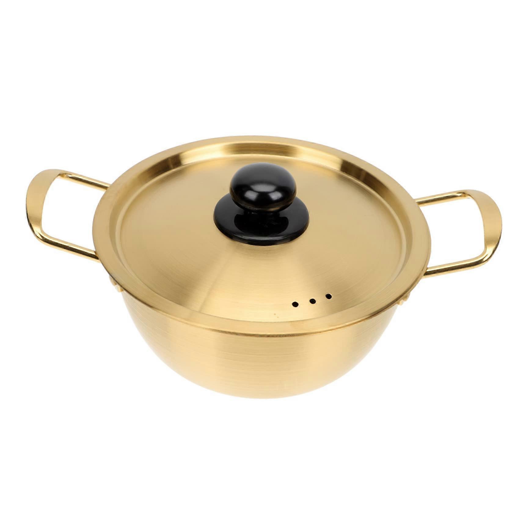 Doublehandle soup pot with lid, nonstick, heatresistant, versatile for all stoves, for noodles and soup.
