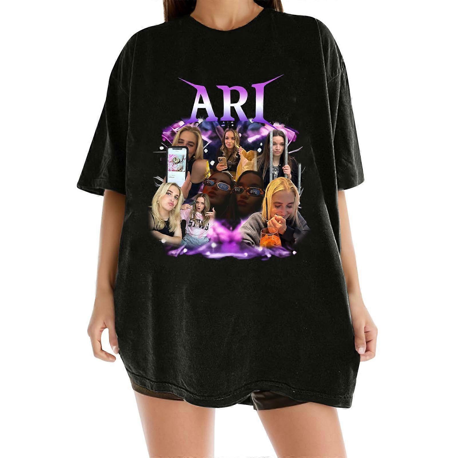 Women's Oversized Graphic T-Shirt with Ari Print