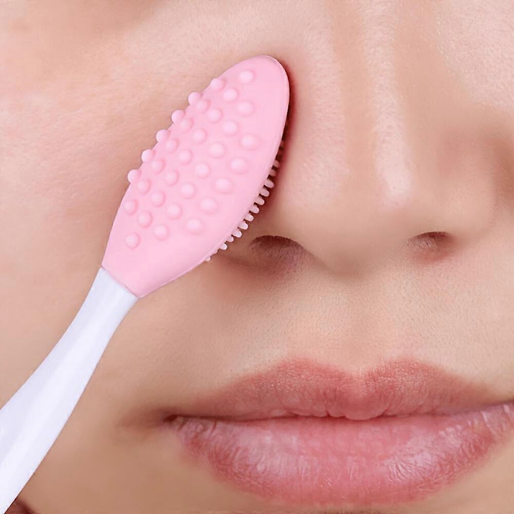 Six silicone facial patches. A double-sided cleansing brush to clean pores and remove blackheads; the soft bristles are suitable for daily use.