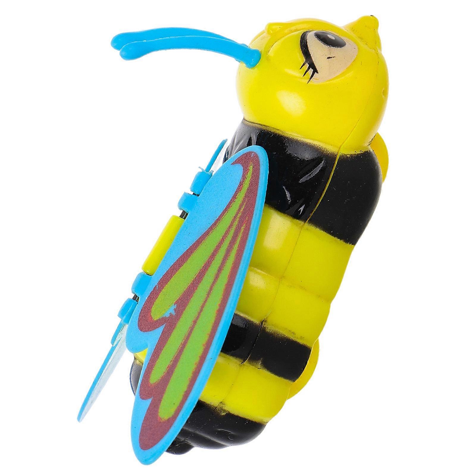 Wind Up Bee Toy Clockwork Animal Toy with Wing Flapping for Playing Use