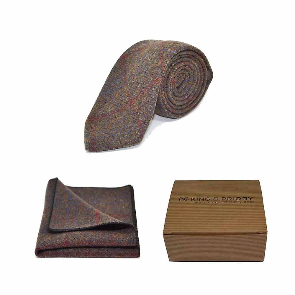 Heritage Check Earth Brown Tie &amp; Pocket Square Set | Boxed