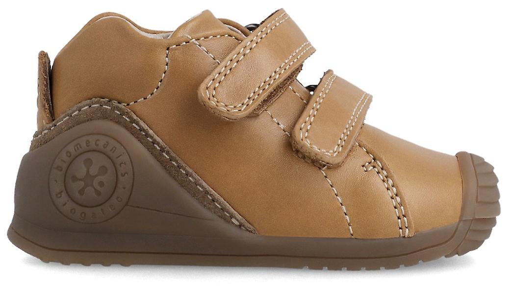 Biomecanics Boys 211135B Trainer Boots Sand