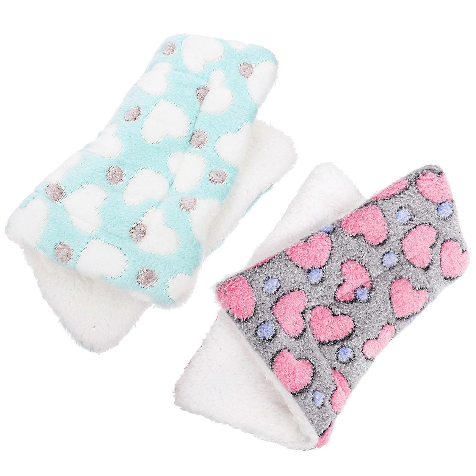 2pcs Cushion Mat For Hamsters Guinea Pigs Warm Soft And Lightweight Sleeping Pad For Animals Heart Design