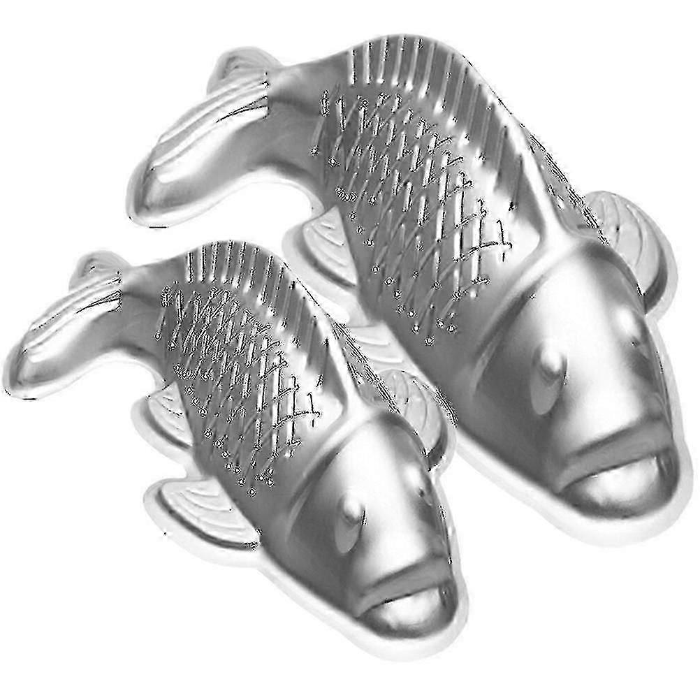 ゼリー、ペストリー、デザートツール用の2個の魚の形のメタルケーキベーキングパンモールドセット
