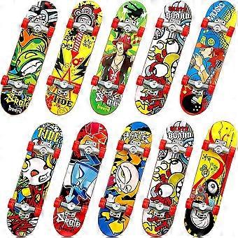 10 stykker Mini Skateboards Finger Skate Fingerboard Toy Fingertip Movement Board til voksne Drenge Piger, Tilfældigt mønster