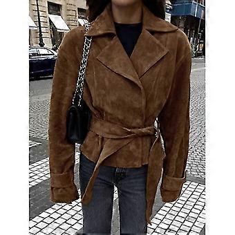 Manteau en daim marron style blazer, automne-hiver, pour femme, allure vintage et élégante.