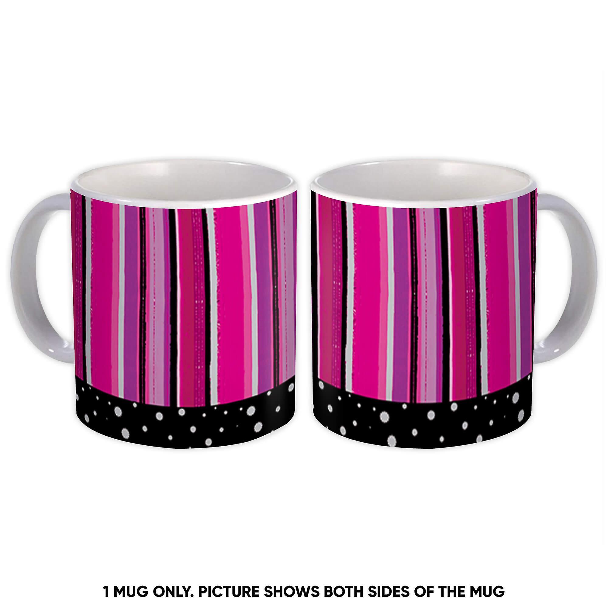 كوب هدية: خطوط مرسومة باليد نقاط البولكا الملخص