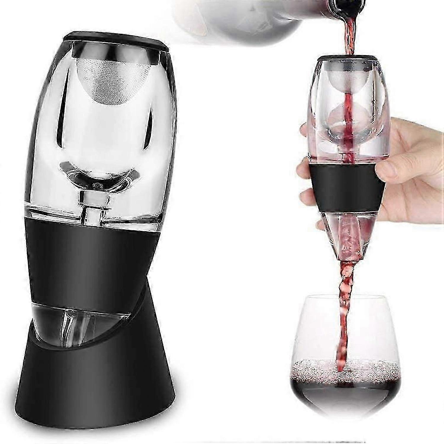 The wine pouring wine filter wine with a base split device