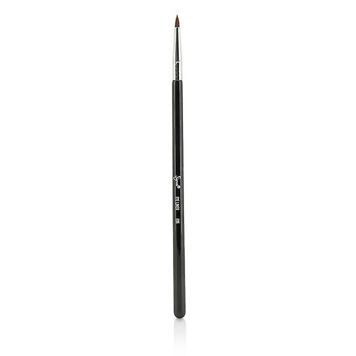 Sigma Beauty E05 Eye Liner Brush