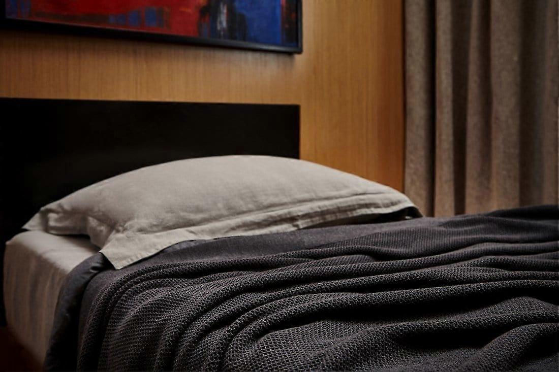 Bemboka Honeycomb Bamboo Throw - Pre Shrunk Charcoal