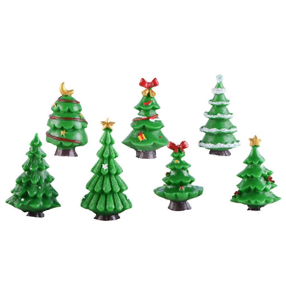 7PCS Mini Landscape Snow Scene Christmas Tree Set in Green Color