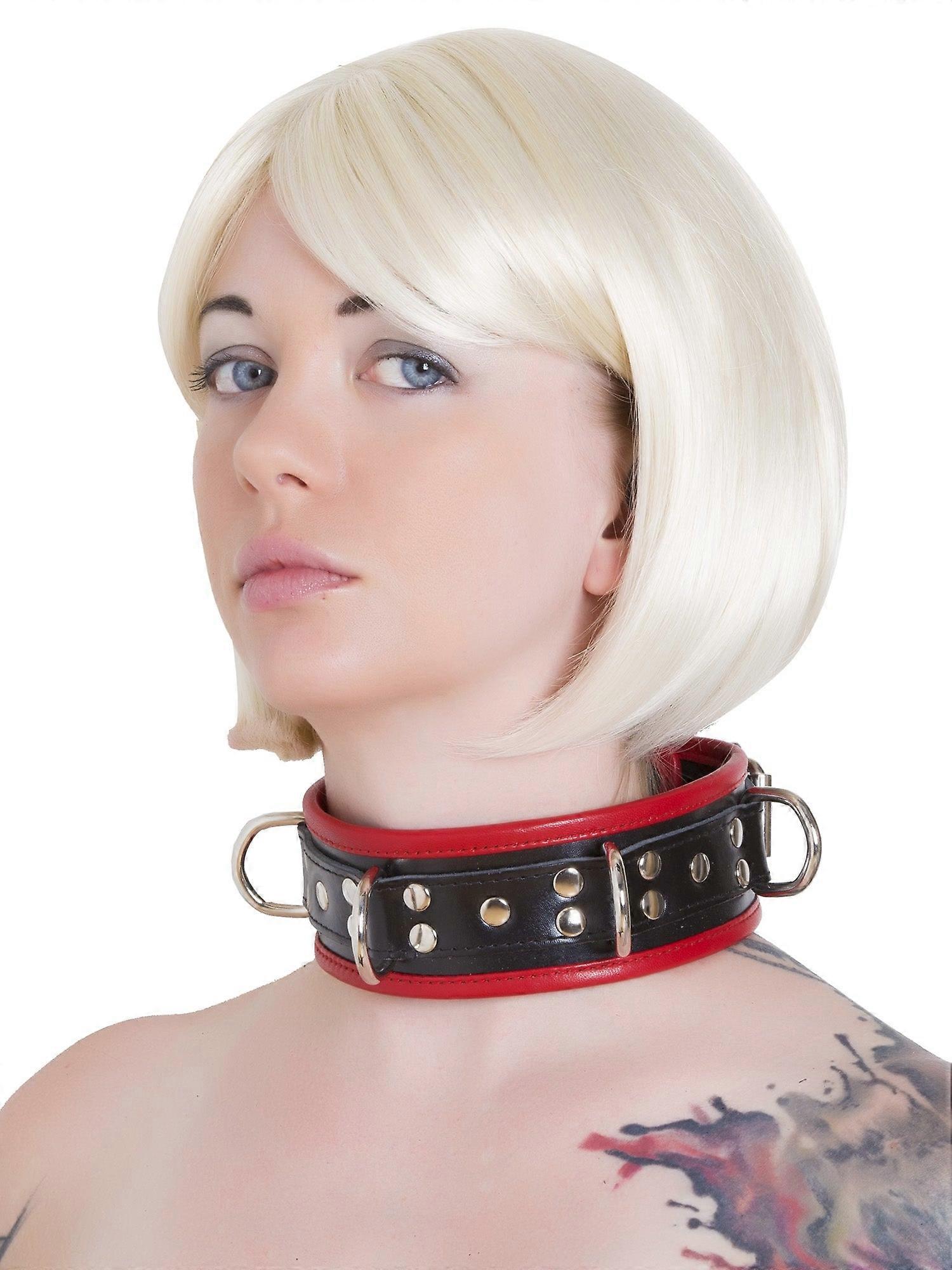 Chunky Choker With 5 D Rings & Red Trim
