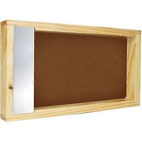 beehive feeder