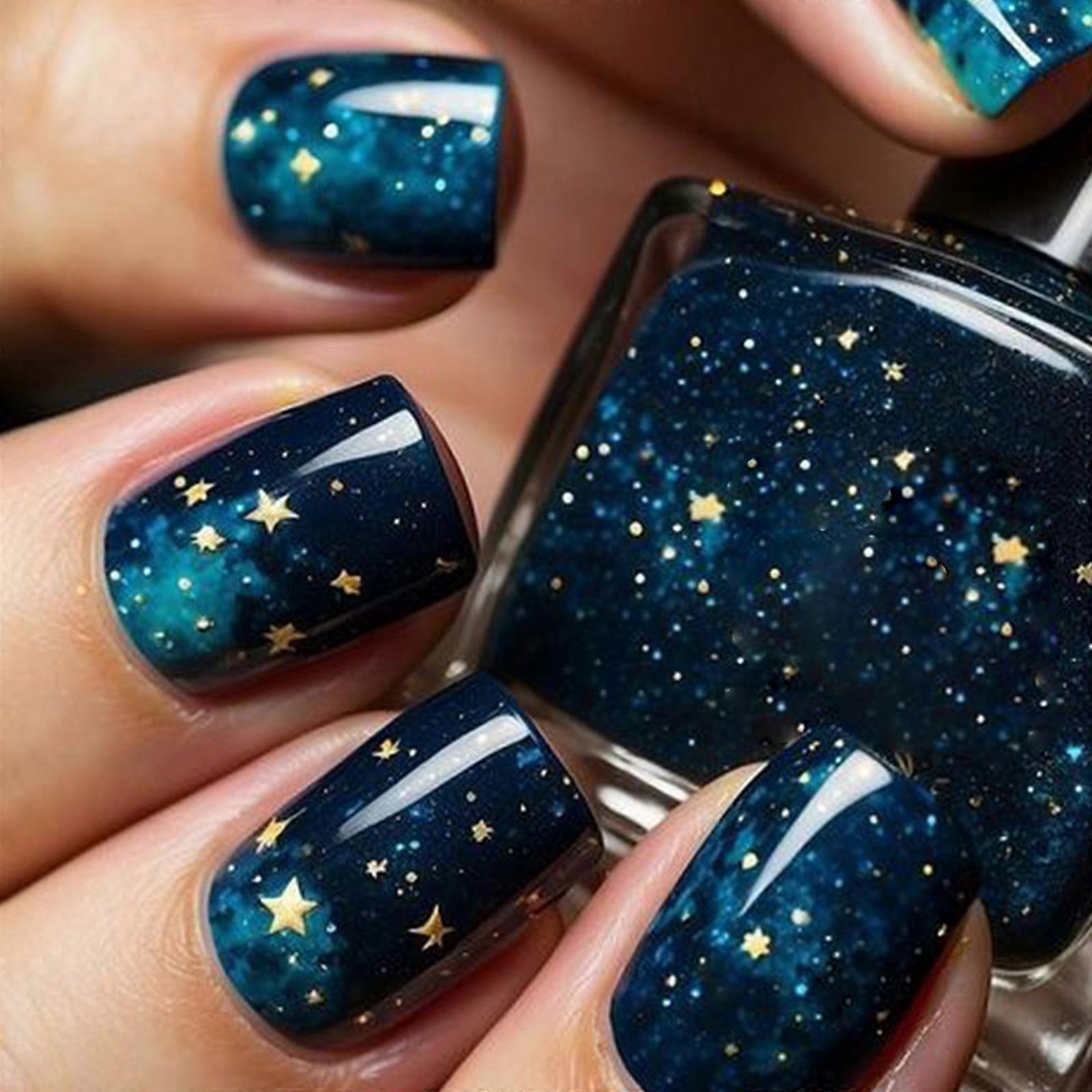 24個のアクリル偽のネイルショートスティックオンネイルスクエアプレス女性用ネイルアートデコレーションあらゆる機会に対応