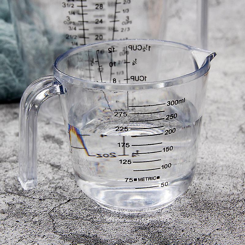 2 Pieces Plastic Measuring Cup Baking Cup Plastic Measuring Cup with