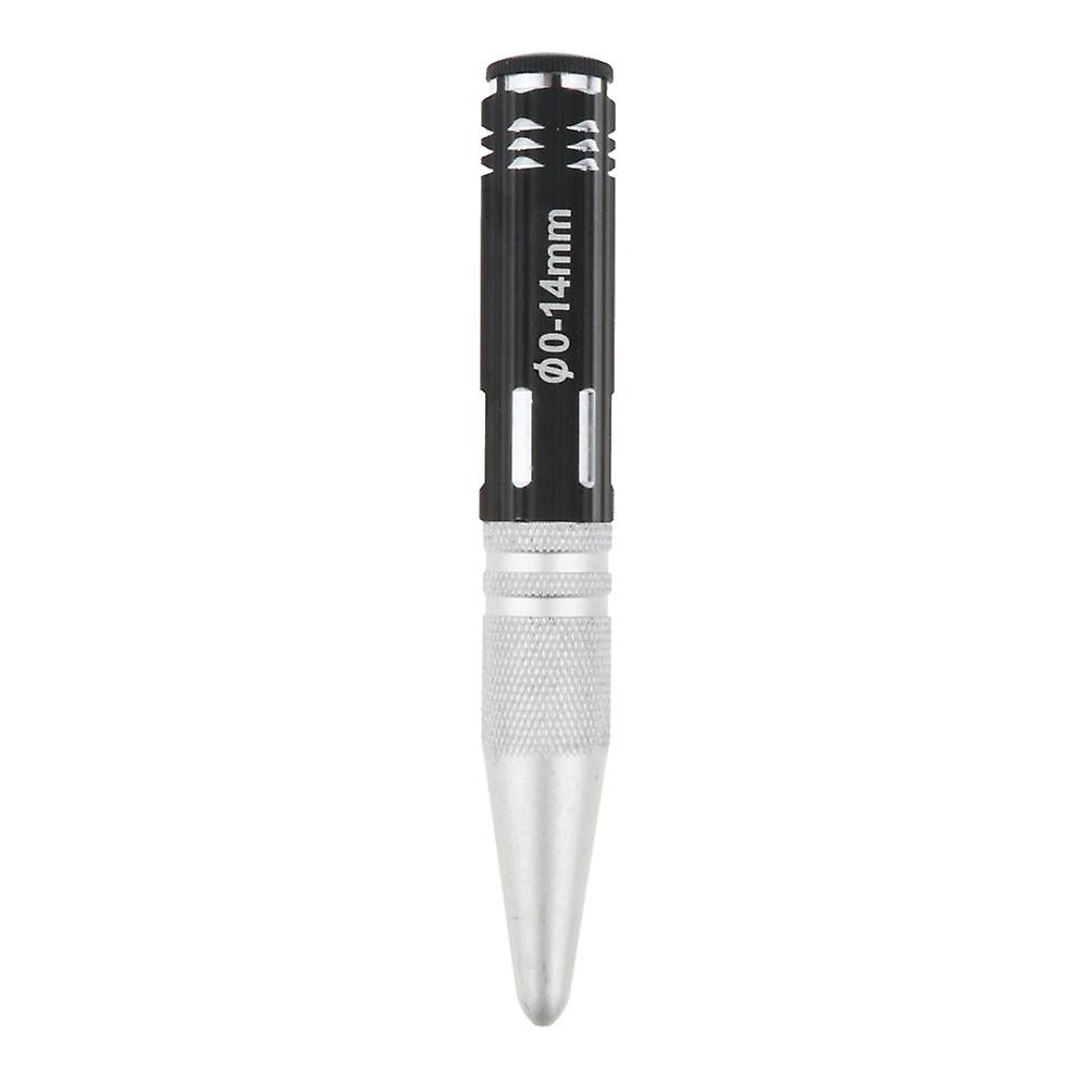 Expanding Hole Opener