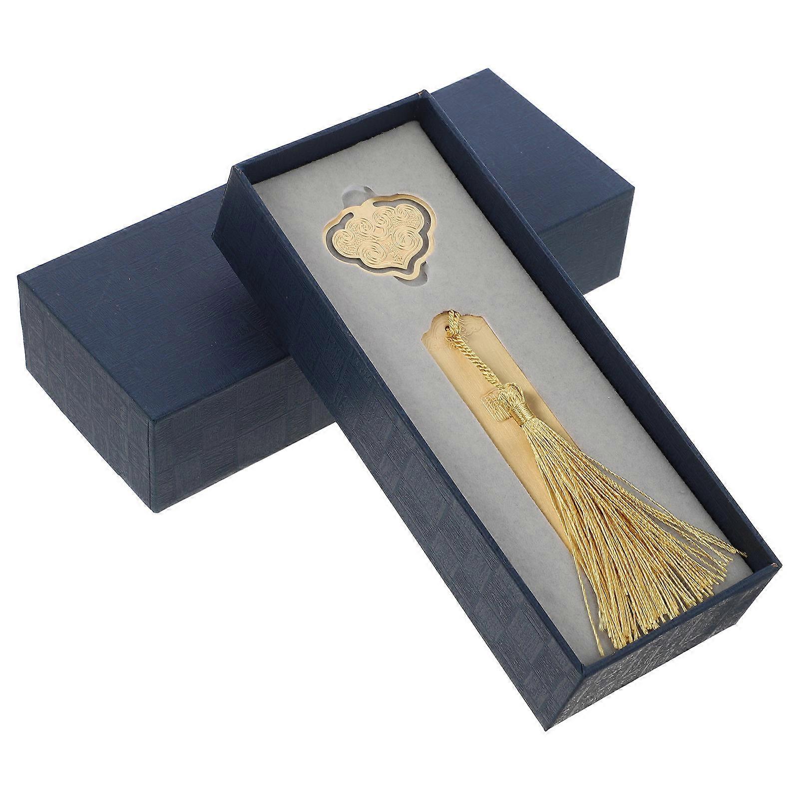 Brass Ruyi Bookmarker Set Elegant Chinese Style Gift with Box Includes Bookmarker Clip for Friends, Colleagues, and Special Occasions