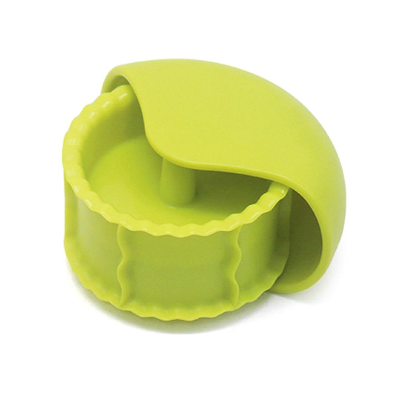Kitchen Pastry Cutter Round Twist 360 Rolling Edge Comfortable to Grip Easy to Operate Pastry Cutter