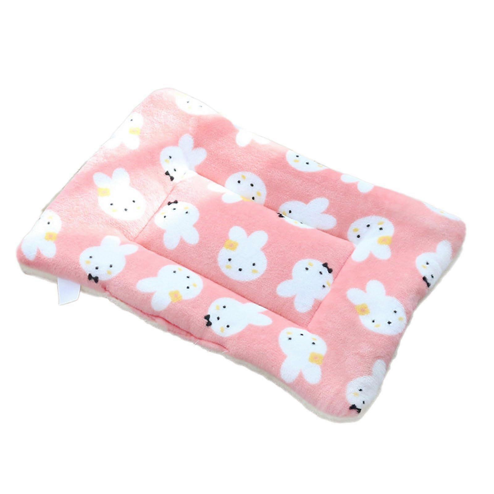 Cozy, washable, soft, calming cat and dog blankets. Suitable size for most.