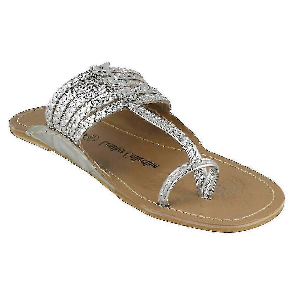 Women's Leather Flat Sandals with Toe Loop and Braided Design
