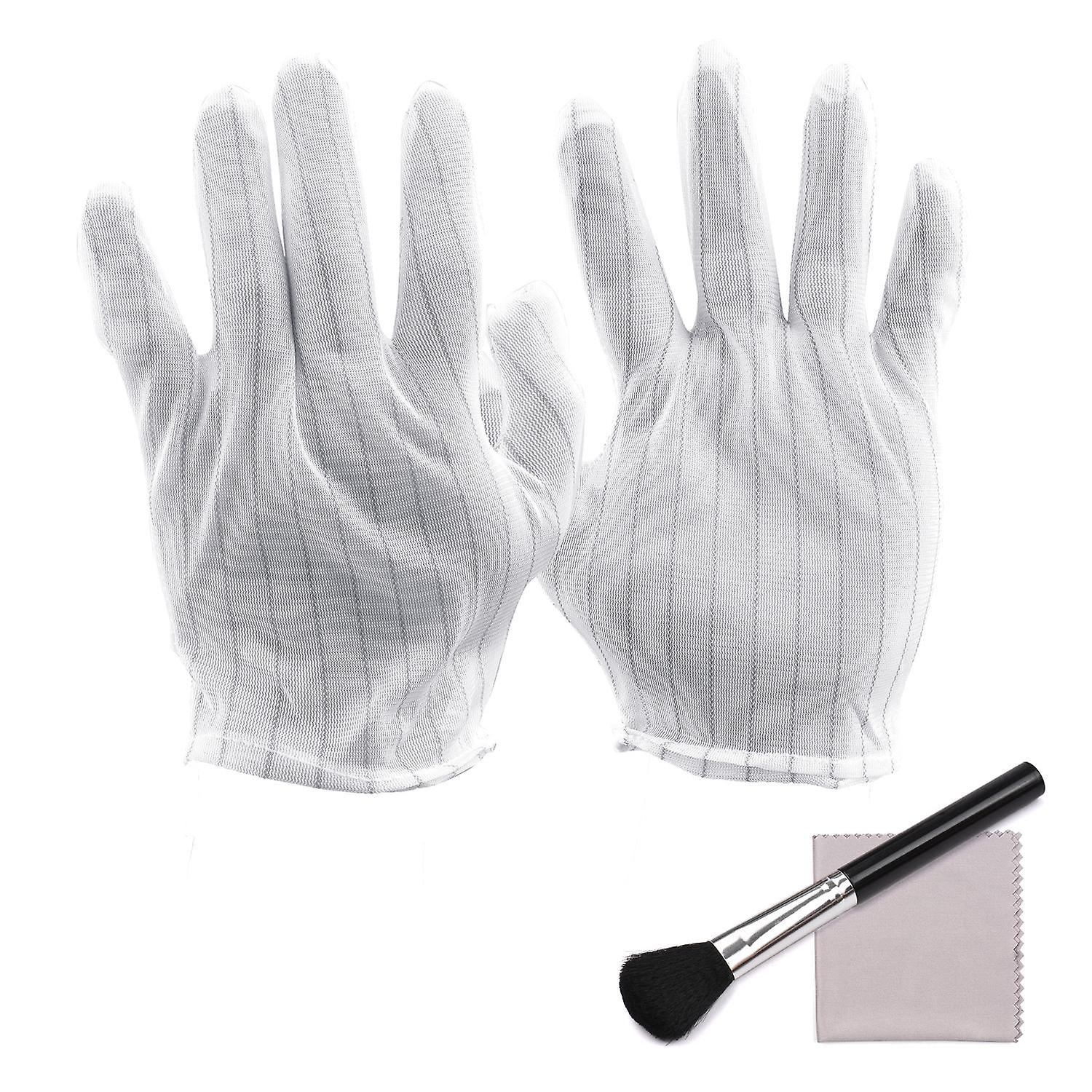 3-in-1 Camera Cleaning Kit with 1 Pair Anti-static Gloves + 1 Lens Brush + 1 Cleaning Cloth for DSLR