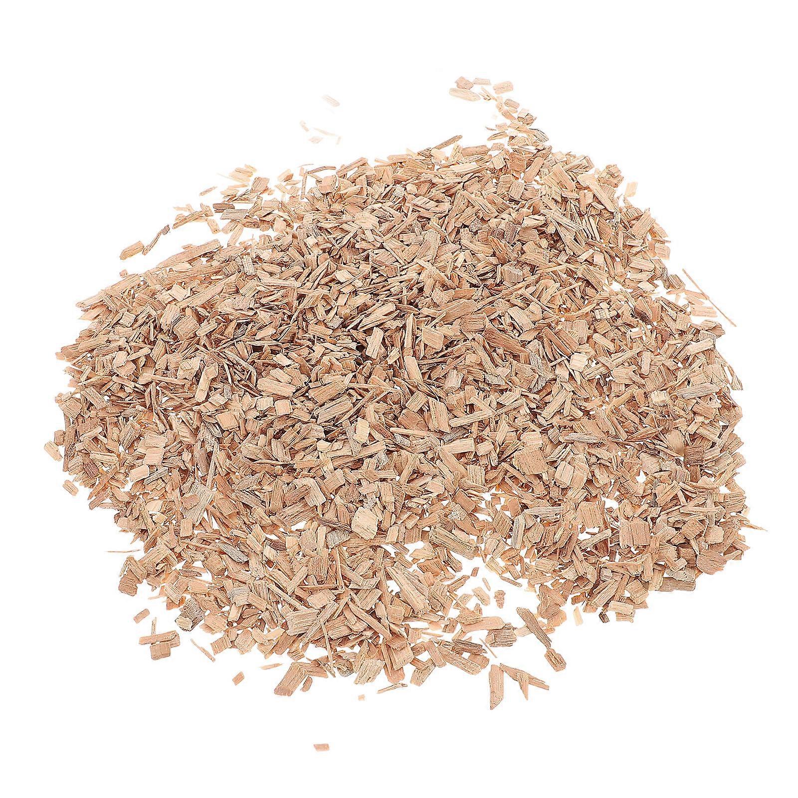Natural Hickory Wood Chips for BBQ Smoking – Enhance Flavor with Smoky Aroma for Grilling Meat, Fish, and Vegetables