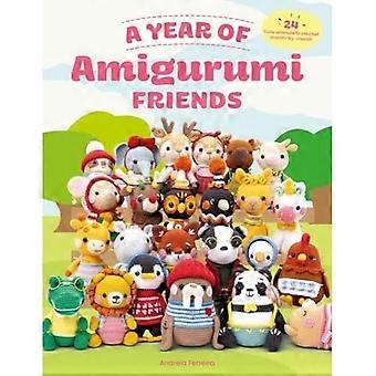 Jahr der Amigurumi-Freunde: 24 süße Tiere, die Monat für Monat gehäkelt werden können
