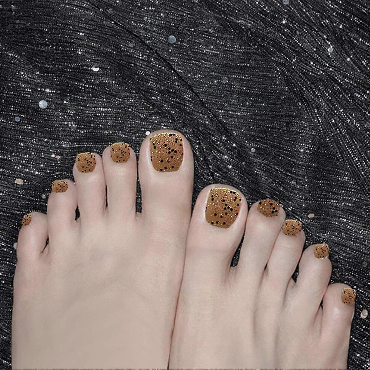 つま先のための爪を押す24個ハロウィーンの偽の足の爪グリッターブラックゴールドフルカバーきらめくつま先ネイルフットアートつま先ネイル女性のための爪 女の子