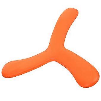 Duurzame oranje boemerangs, een sportief vliegend speelgoed voor buitengebruik.