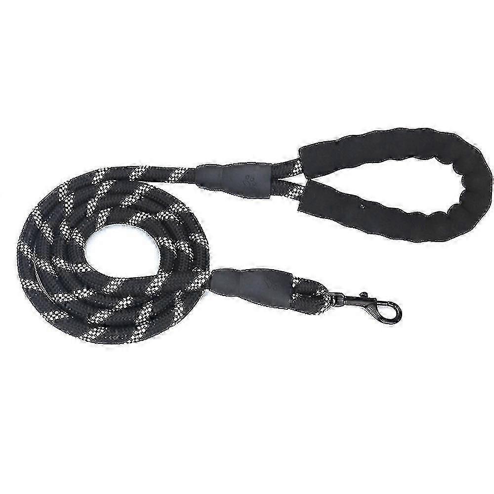 Sturdy Nylon Dog Leash with Reflective Strips, Designed for Medium-sized Dogs
