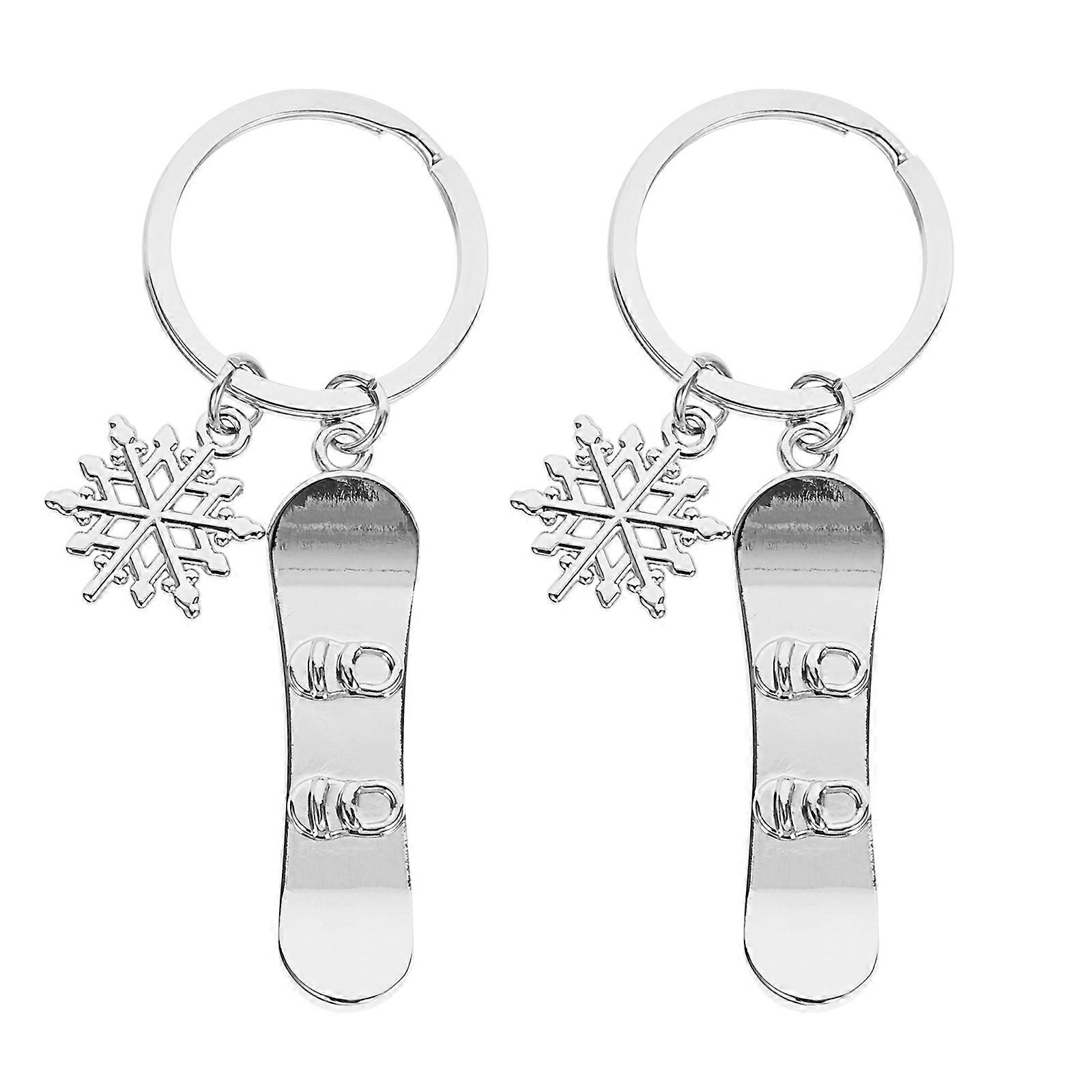 Snowboard Keychains with Snowflake Design – Stylish Backpack Accessories for Sports Lovers