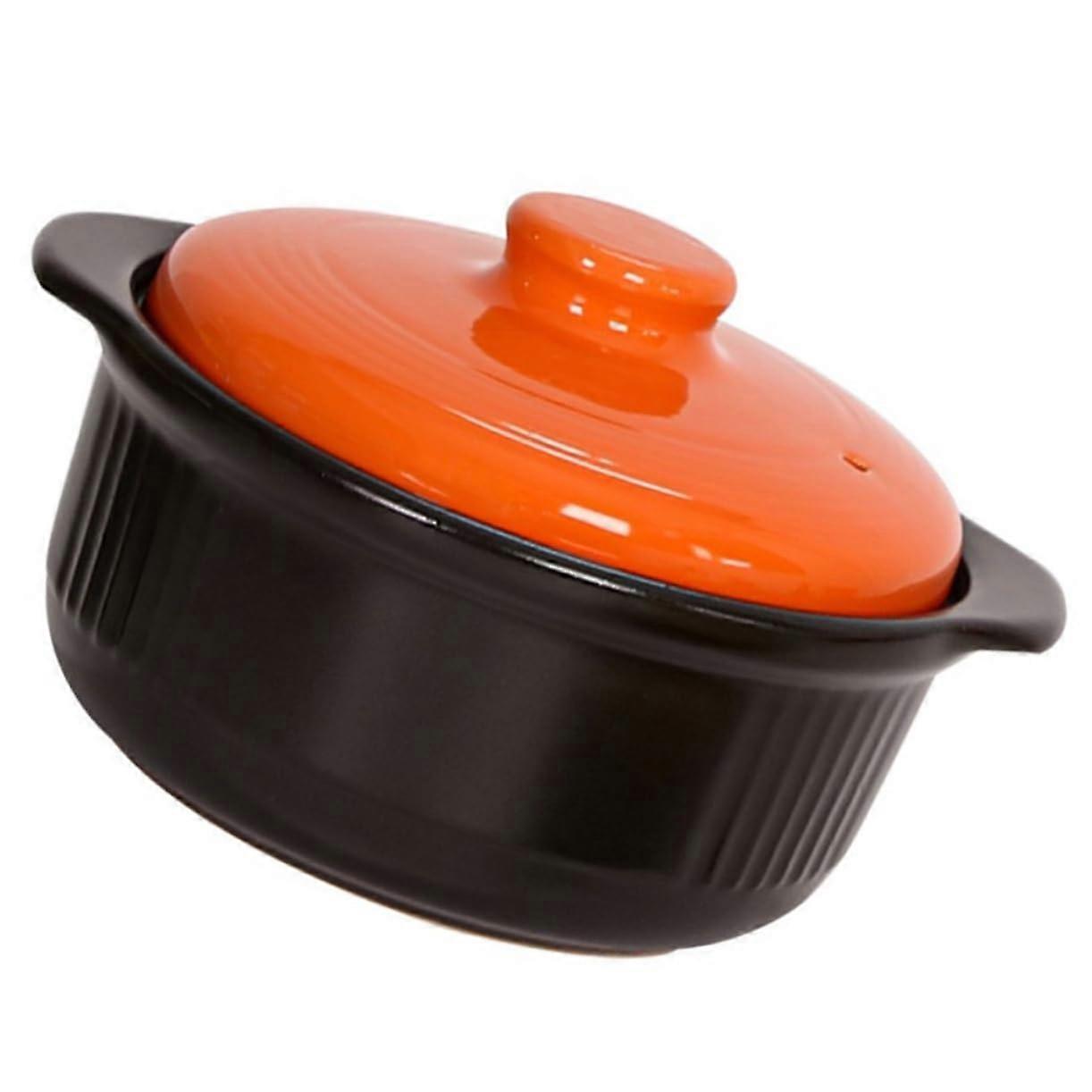 temperature resistant clay pot for healthy noodle dishes, soups, and stews, easy to clean.