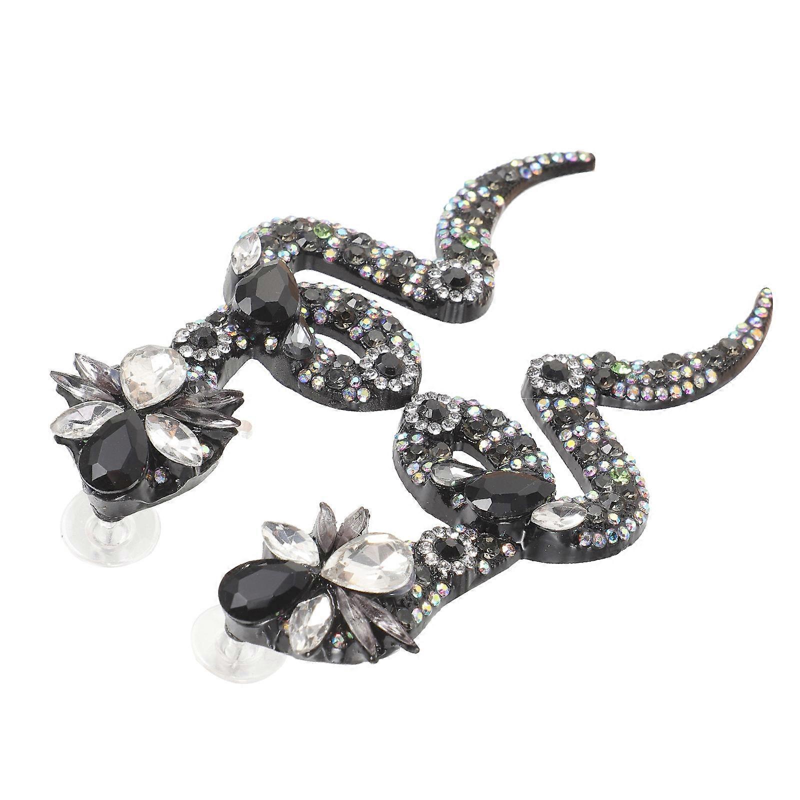 Black Alloy Snake Stud Earrings for Women Lightweight Fashionable and Versatile 1 Pair