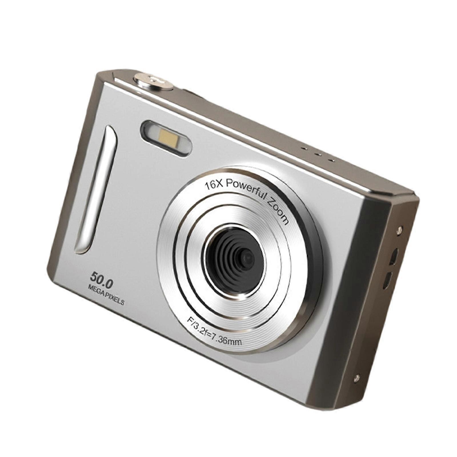 Appareil photo numérique M26, format portable, idéal pour les étudiants. Facile à utiliser sur le campus, il capture l'instant présent. Couleur argent.