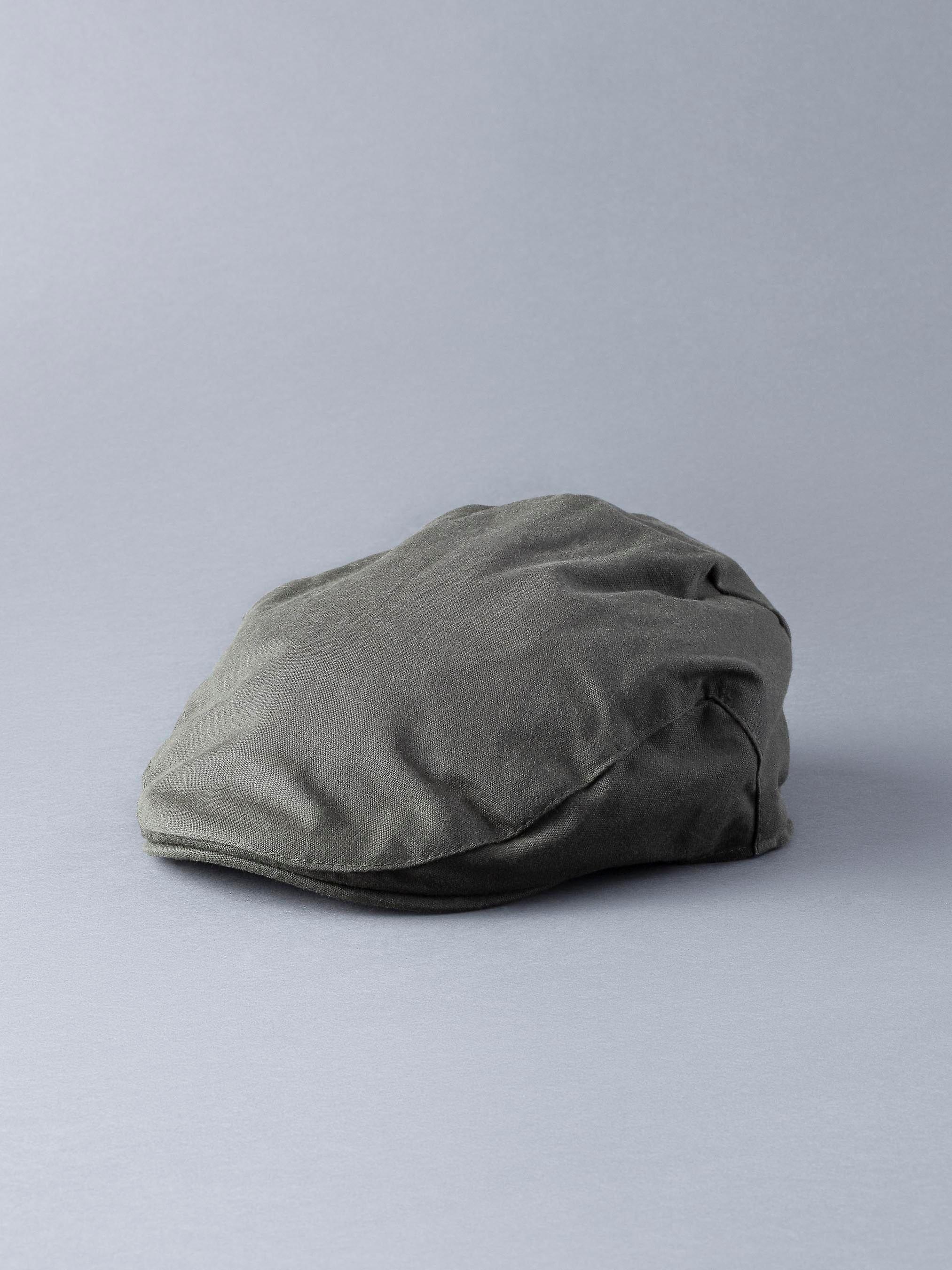 Warren Wax Flat Cap in Olive