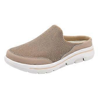 Tuinklompjes van ademend Flyweave mesh met verstelbare veters en ergonomische inlegzolen, bruin, maat 12 UK