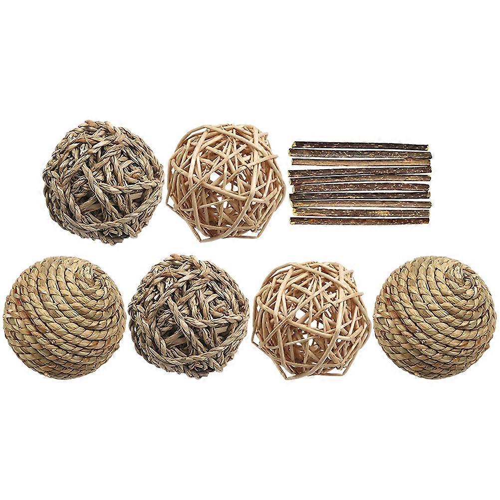 7pcs Hamster Chew Toys for Teeth Grinding & Dental Care – Natural Material Molar Playthings for Hamsters, Guinea Pigs, and Rabbits to Protect
