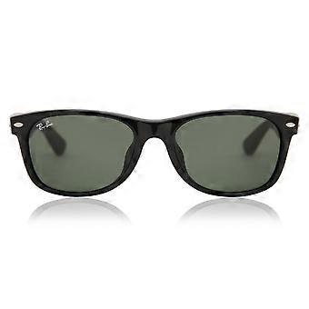 Okulary przeciwsłoneczne Ray-Ban RB2132F New Wayfarer Asian Fit 901L Full Rim Black Unisex Wayfarer UV3 Original