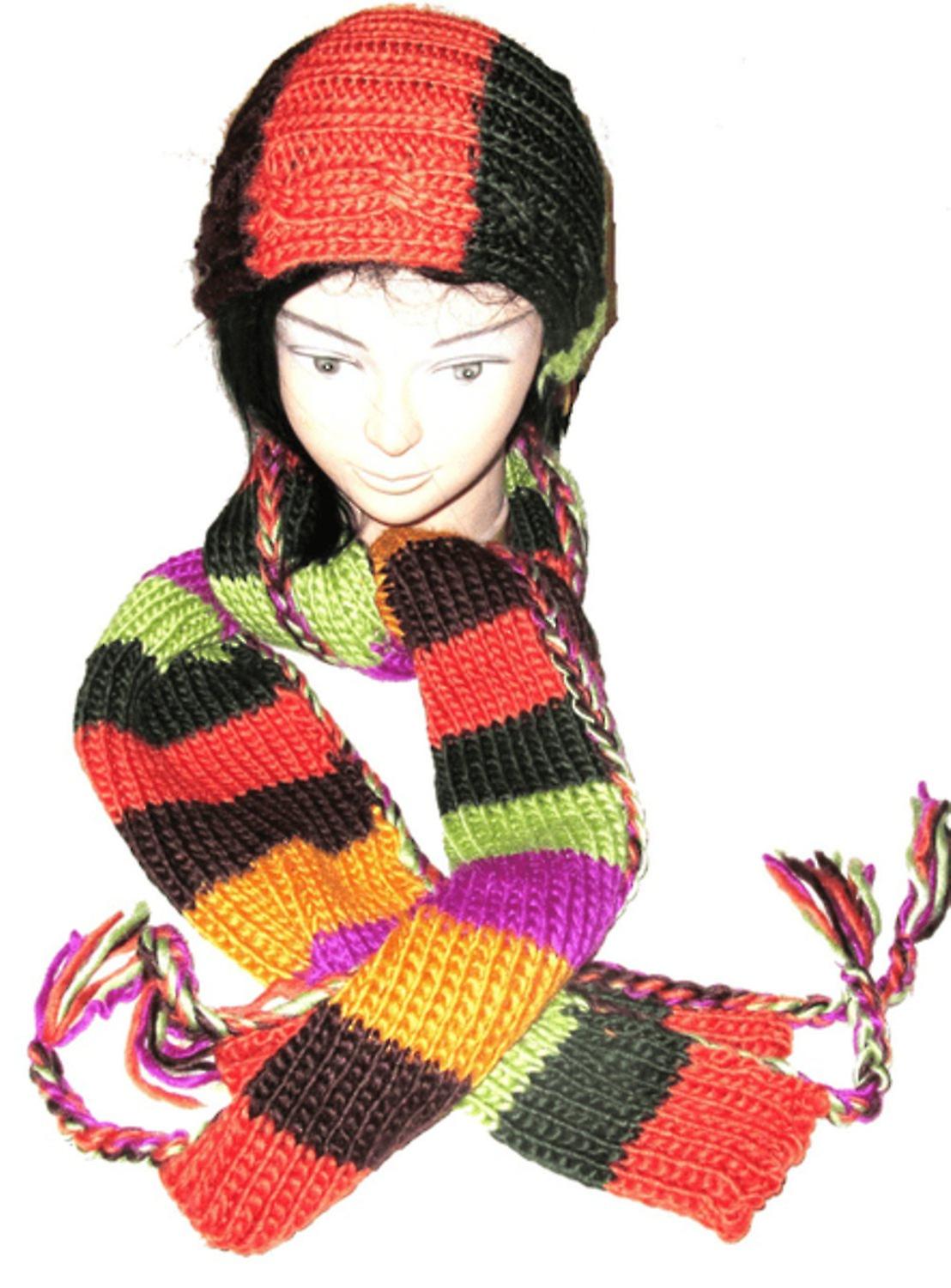 SCARF WITH PONYTAIL CAP